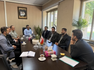 تصویر نشست تعاملی مسئولان ورزش موسسه رازی با هیئت ورزش کارگری استان البرز