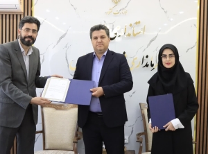 تصویر تقدیر فرماندار شهرستان فردیس از تیم روابط عمومی فرمانداری