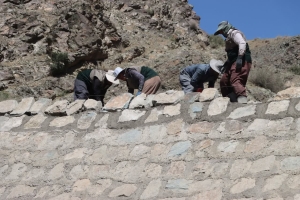 تصویر پروژه  سیل بند دره وسیه زیر بمباران دشمن هم متوقف نشد