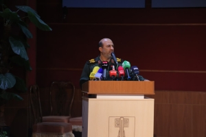 تصویر انتقام خون تک تک شهدا را خواهیم گرفت