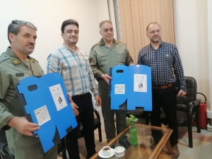 تصویر تجهیز ادارات نظرآباد به مخازن تفکیک پسماند در هفته محیط‌زیست