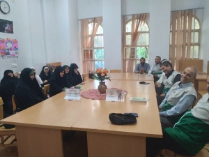 تصویر نشست خانواده کتابخوان در شهرستان اشتهارد برگزار شد