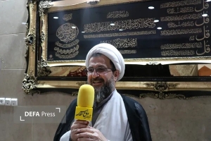 تصویر شهدا مدال‌آوران حقیقی جامعه اسلامی هستند