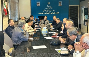 تصویر تأکید مدیرکل محیط‌زیست البرز بر هم‌افزایی دستگاه‌ها و سمن‌ها برای رفع چالش‌های زیست‌محیطی