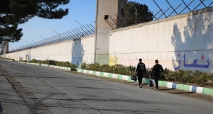 تصویر آزادی ۱۲ زندانی قزلحصار کرج همزمان با آغاز ماه محرم