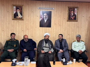 تصویر تأکید امام جمعه چهارباغ بر حمایت ویژه از مساجد