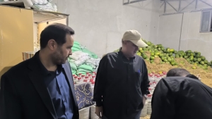 تصویر بازدید مدیرکل صمت البرز از موکب مرکزی خدمت‌رسانی شهرستان ساوجبلاغ