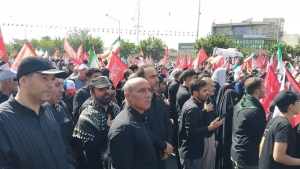 تصویر راه و اندیشه رهبر شهید متوقف نمی شود