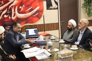 تصویر تأکید سرپرست منطقه ۴ کرج بر مدیریت مشارکتی در دیدار با امام جمعه مهرشهر