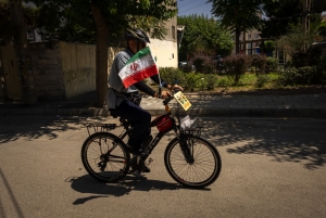 تصویر جانباز البرزی با رکاب‌های عاشقی راهی کربلا شد