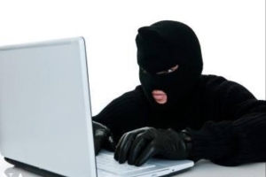 تصویر هشدار مراقب کلاهبرداری اینترنتی باشید⁉️