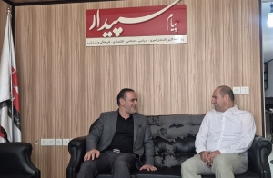 تصویر حضور علیرضا رحیمی در برخی دفاتر اصحاب رسانه