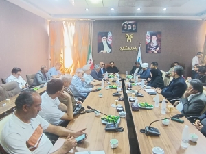 تصویر ارتباط دانشگاه و صنعت باید به حل مسائل واقعی و جهش تولید دانش‌بنیان منجر شود