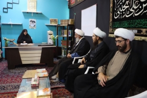 تصویر تأکید امام جمعه بر توسعه فعالیتهای قرآنی در ماهدشت