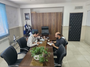 تصویر نشست بررسی چالش‌های تأمین آب و رفع نوسانات شبکه توزیع در کمال‌شهر برگزار شد