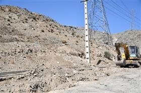 آغاز پاکسازی مسیر سیلاب کلاک با بهکارگیری ۲۰ کامیون