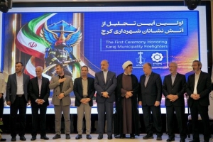 تصویر قهرمانان بی‌ادعای شهر، در سخت‌ترین لحظات کنار مردم ایستادند